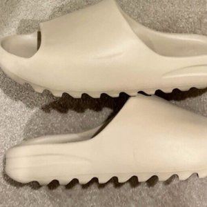 Adidas Yeezy Slide Bone